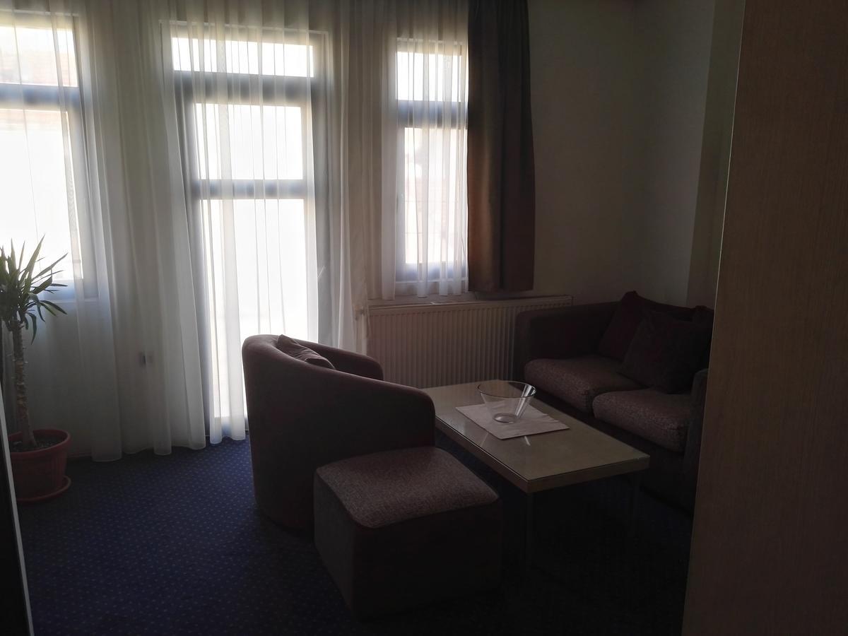 Guest House Amico ヴラニェ エクステリア 写真